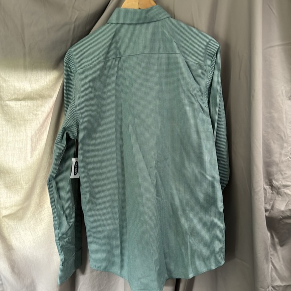 NWT Old Navy Signature Shirt Slim fit Men’s Medium Long Sleeve Green & White - Picture 3 of 4
